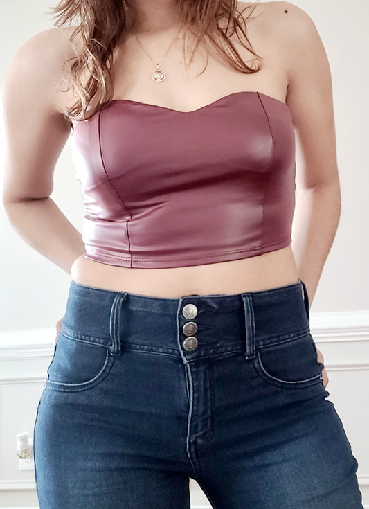 SLEEVELESS PU PLEATHER TUBE CROP TOP