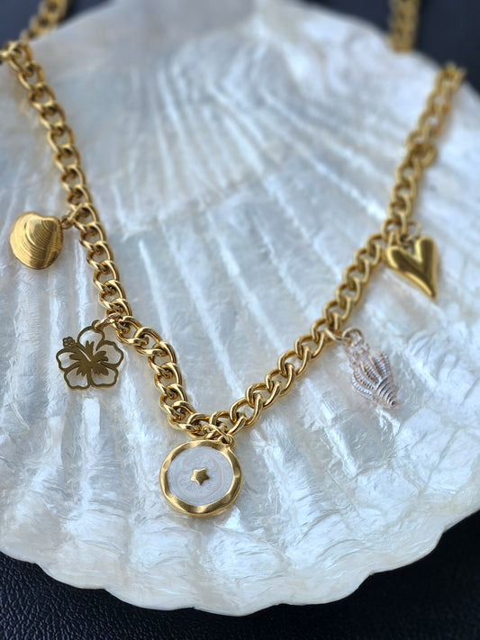 Liv necklace